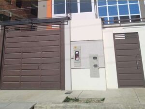 Portón automático Basculante COD:0001